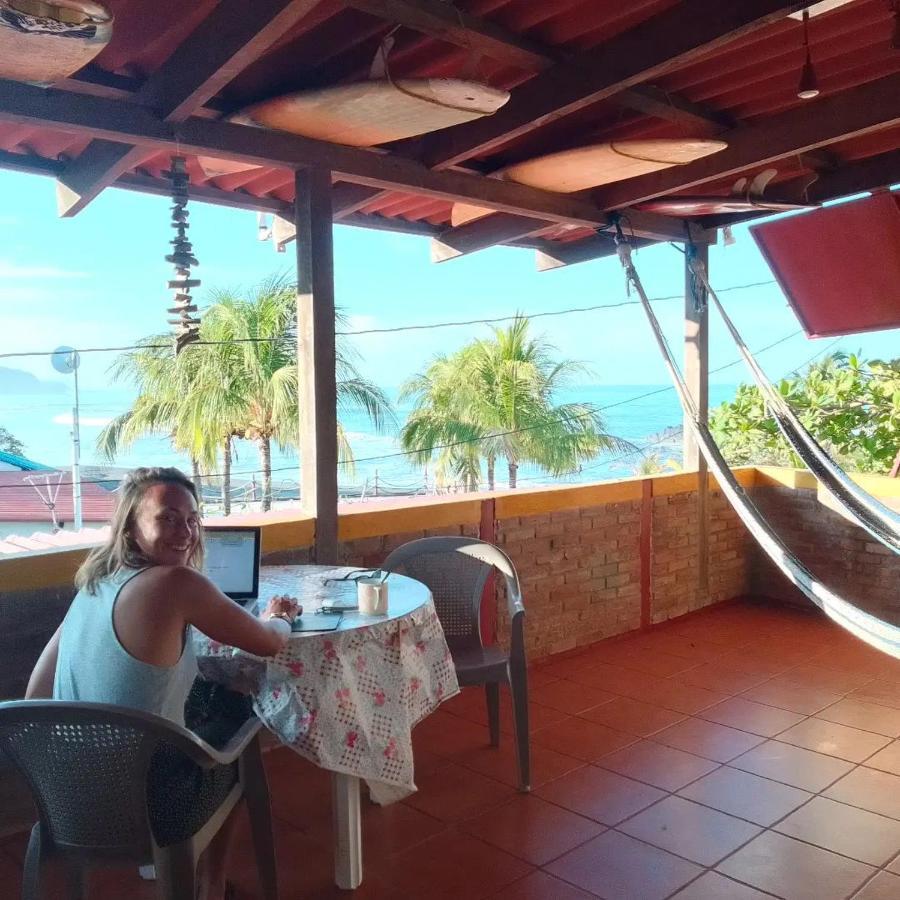 Transito Bananoz Surfhouse Bed & Breakfast エクステリア 写真