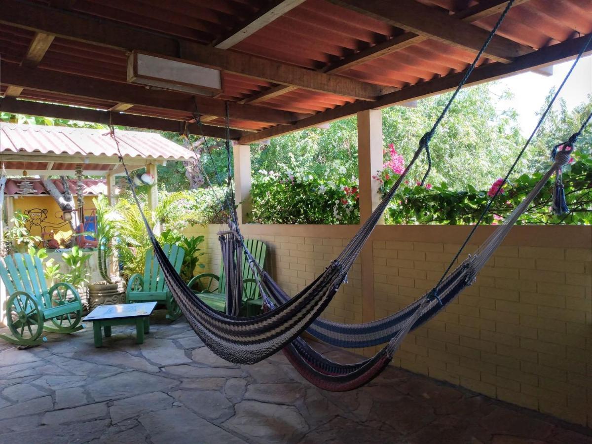 Transito Bananoz Surfhouse Bed & Breakfast エクステリア 写真