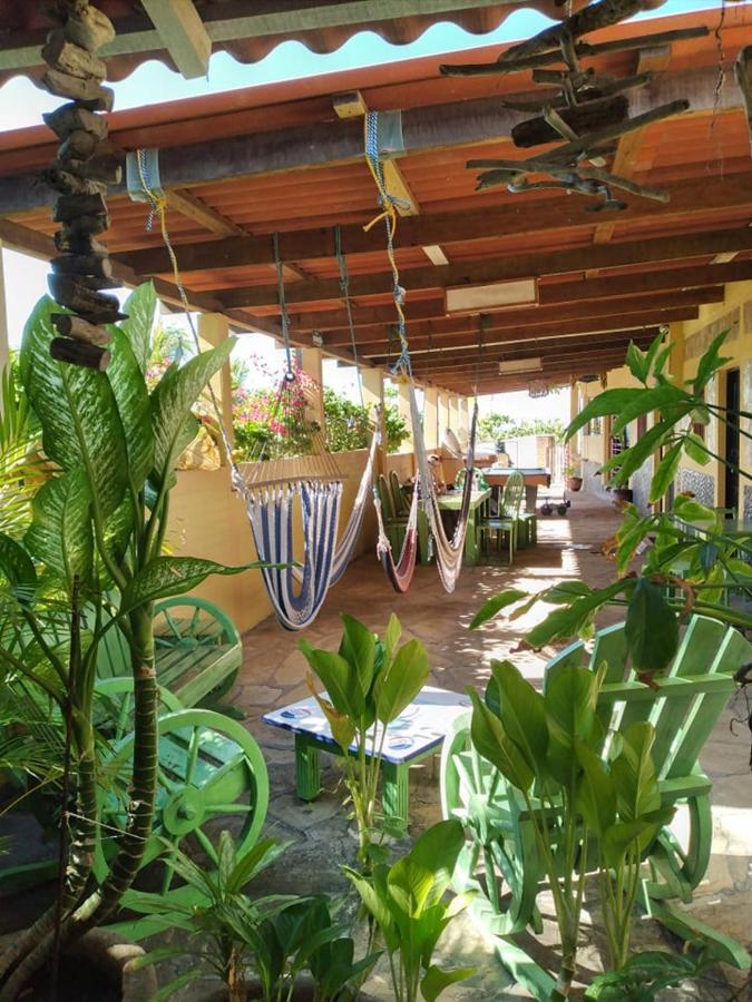 Transito Bananoz Surfhouse Bed & Breakfast エクステリア 写真